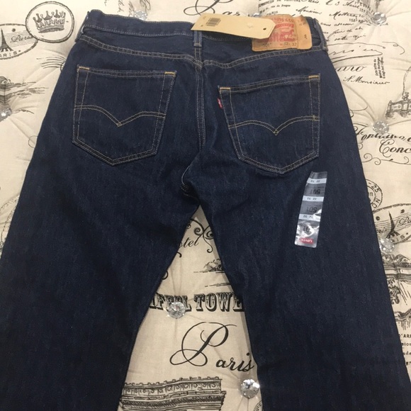 🎁 Levi's Men's 501 Original Fit Jean - Picture 4 of 7